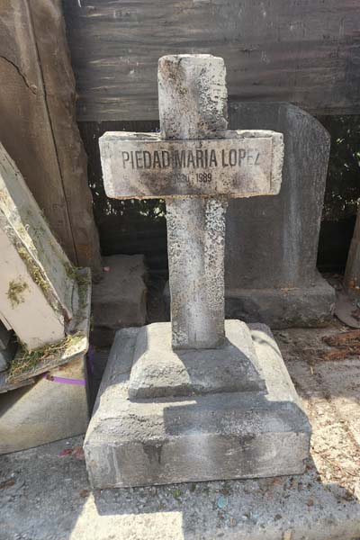 Piedadimiria Lopes Cross Grave Marker