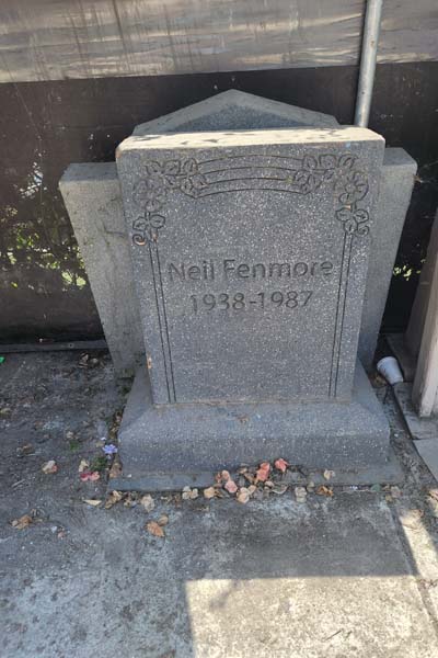 Neil Fenmore Gravestone