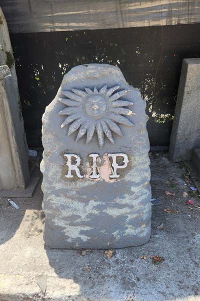 R I P Sun God Gravestone