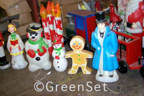 Lawn Ornaments: Christmas