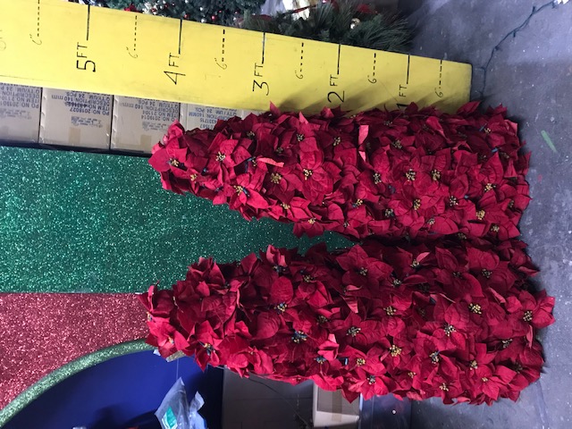 Poinsettia Topiary 4'