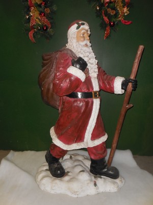 Santa with bag in snow 6 ft