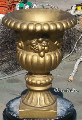 Fruit Urn