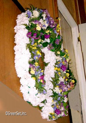 Horse Shoe Wreath