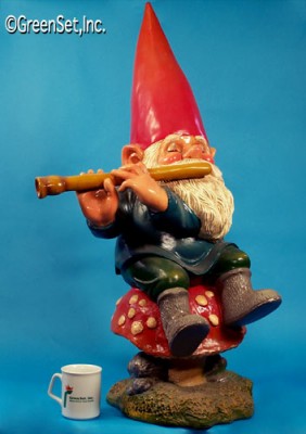 Mushroom Gnome with flute