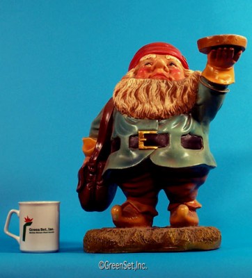 Gnome with satchel