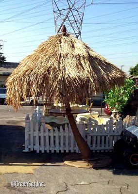 Palapa With Fiberglass Palm Trunk