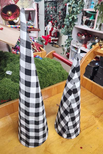 Cloth tabletop cones 20 & 16