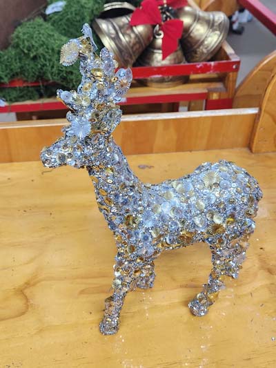 Reindeer, silver & gold glitter 13