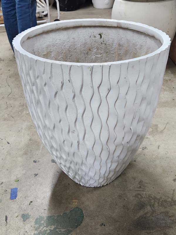 FG Wave Textured Pot