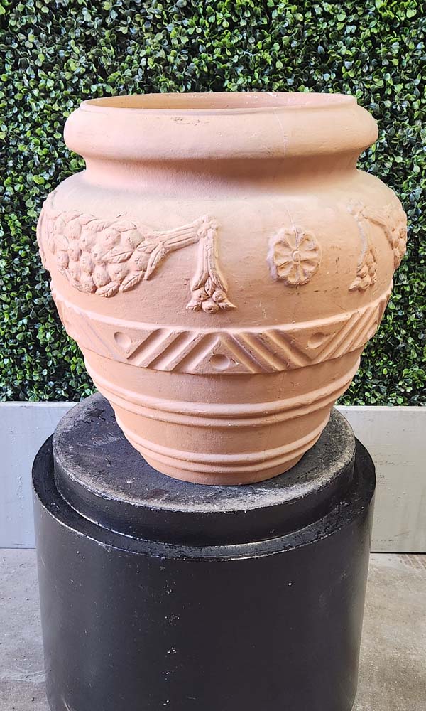 Fruit Urn 17w x 17h