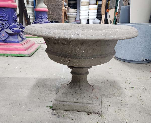 Wide Urn 30w x 22h
